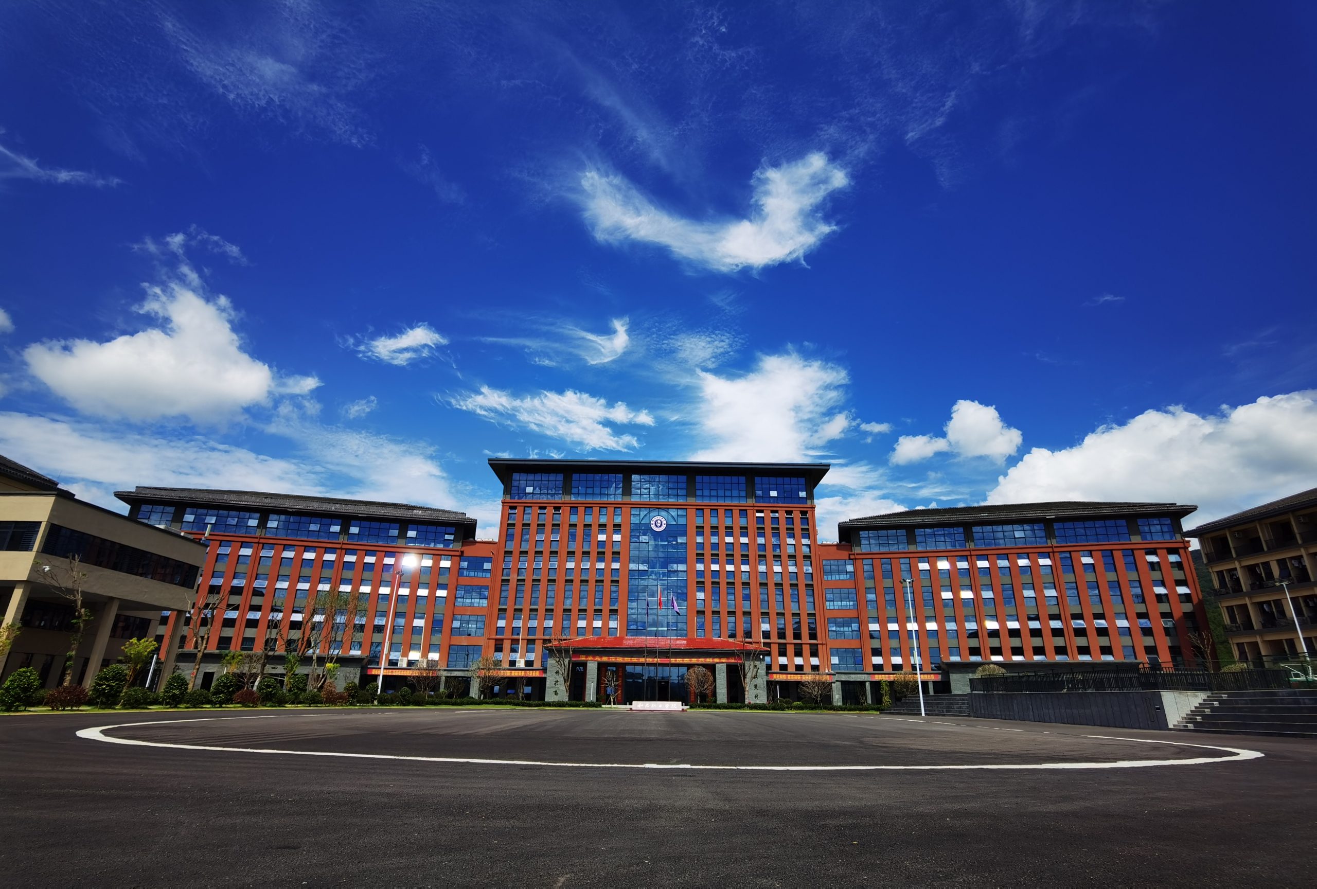 彩神xl2021年下半年专任教师招聘公告