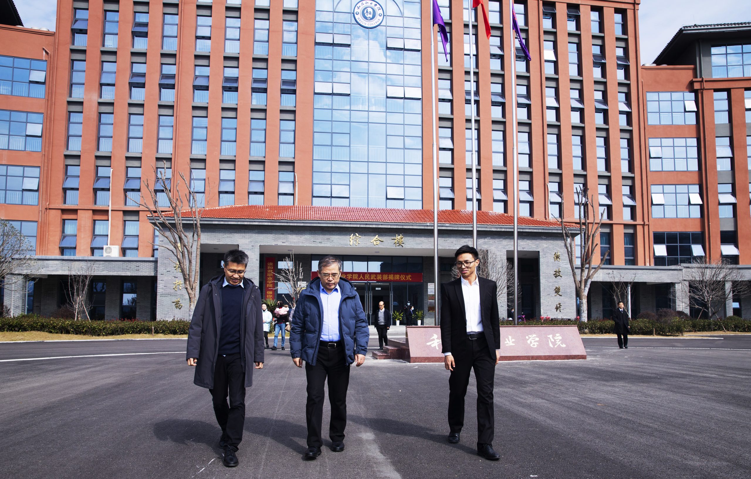 医学遗传学家、中国工程院张学院士莅临彩神xl参观讲学